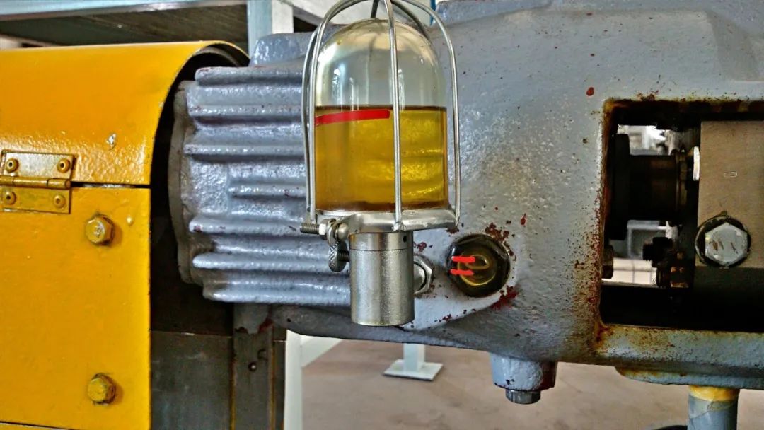 風(fēng)機潤滑油溫度升高