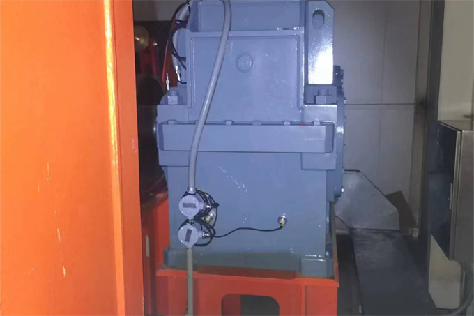 便攜式油液監(jiān)測儀介紹(工作原理與優(yōu)缺點)