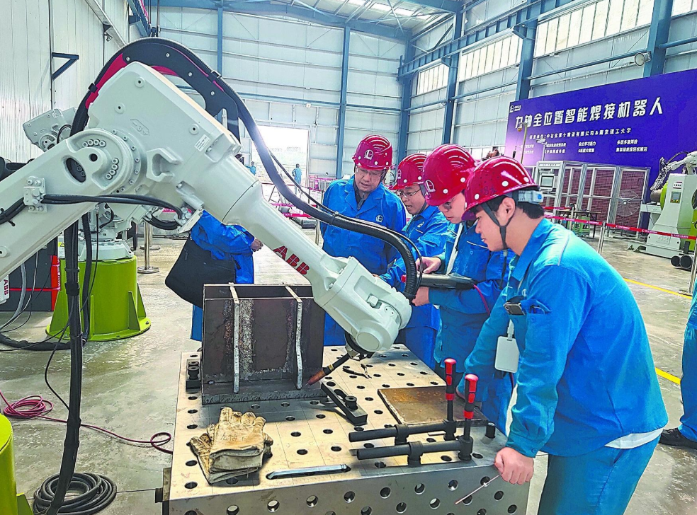 AI賦能科研與石油化工行業:智能發現引領高效變革